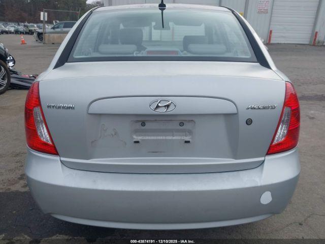 Hyundai ACCENT Gls Image 10