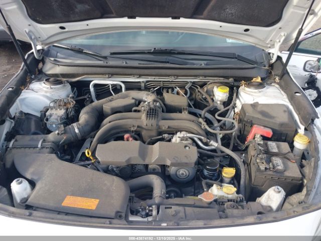 Subaru Legacy 2.5i Limited Image 16