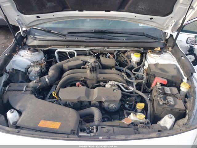 Subaru Legacy 2.5i Limited Image 16