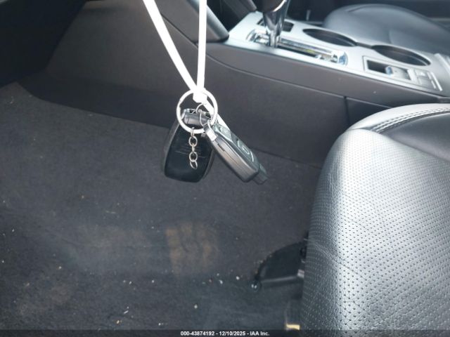 Subaru Legacy 2.5i Limited Image 11