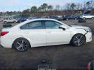 Subaru Legacy 2.5i Limited Image 12