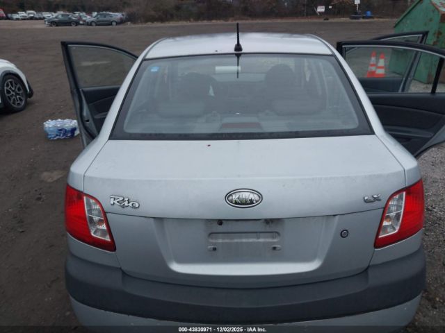 Kia Rio Lx Image 14