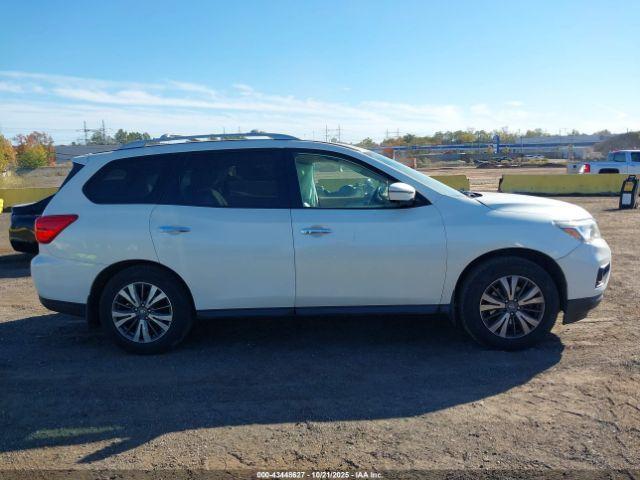 Nissan Pathfinder Sl Image 10