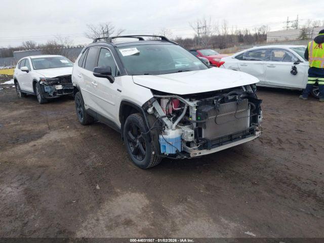  Salvage Toyota RAV4