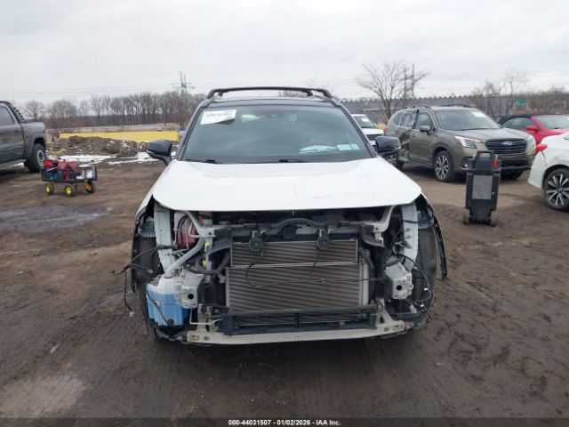 Toyota RAV4 Xse Image 4