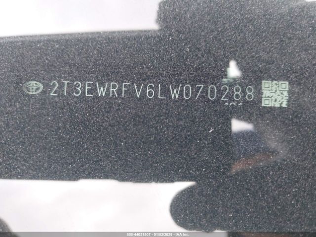 Toyota RAV4 Xse Image 15