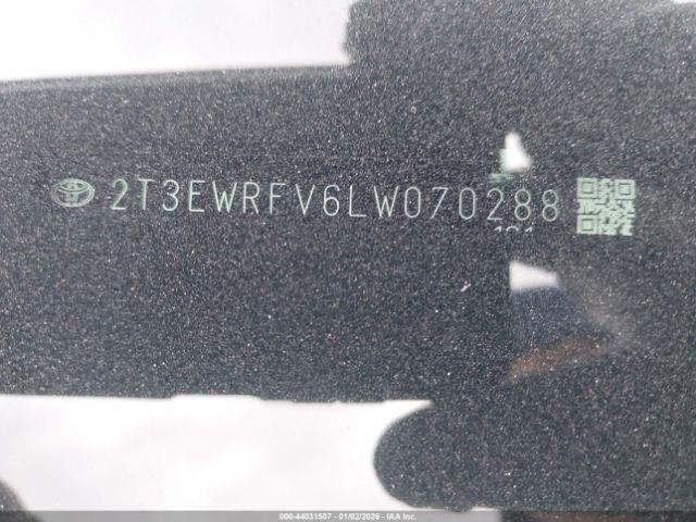 Toyota RAV4 Xse Image 15