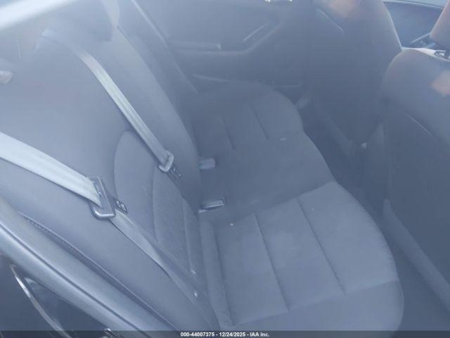 Kia Forte Lx Image 6