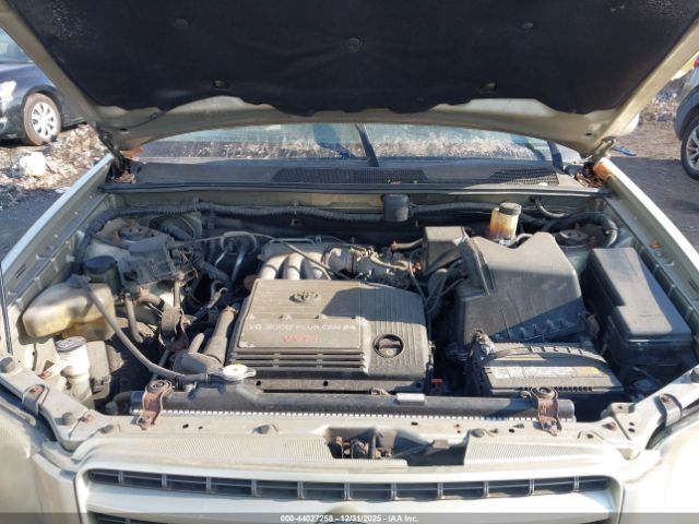 Toyota Highlander V6 Image 2