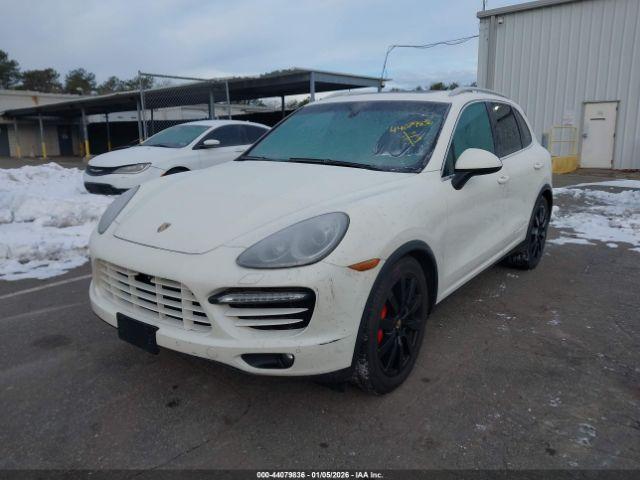 Porsche Cayenne Turbo Image 8