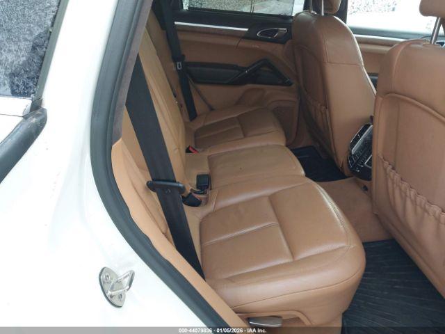 Porsche Cayenne Turbo Image 17