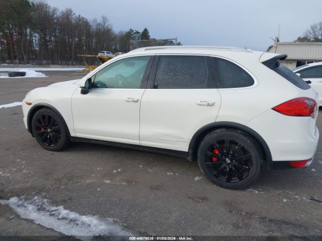 Porsche Cayenne Turbo Image 7