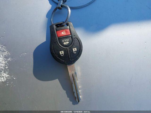 Nissan Versa 1.6 Sv Image 3