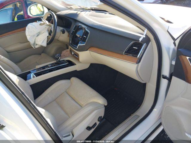 Volvo XC90 T6 Inscription Image 16