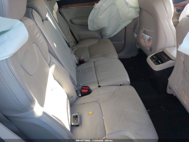 Volvo XC90 T6 Inscription Image 11