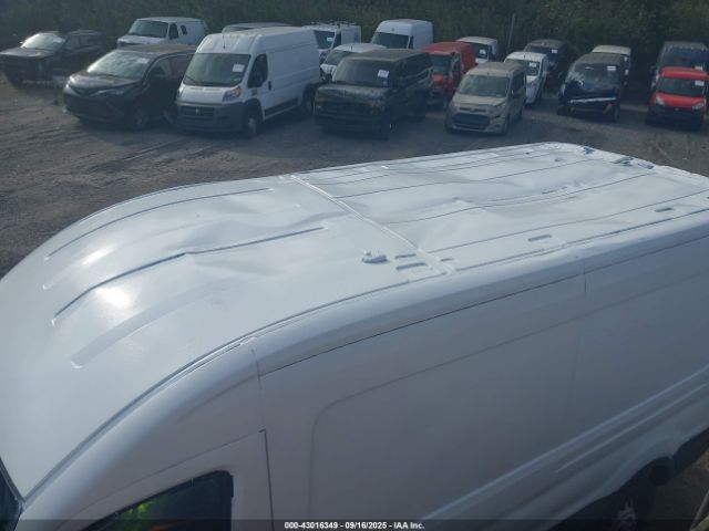Ford Transit Image 12