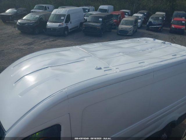 Ford Transit Image 12