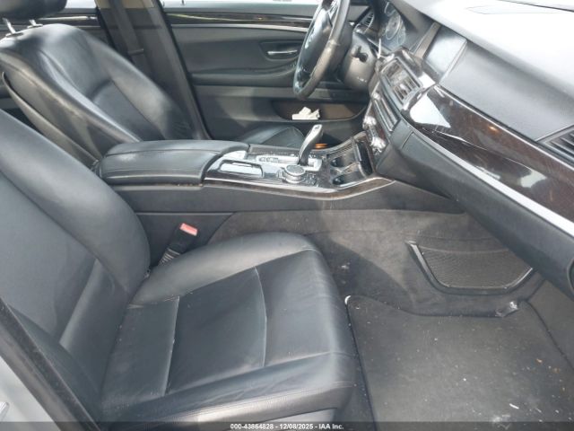 BMW 5 Series Xdrive Image 3