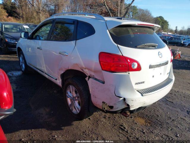 Nissan Rogue Sv Image 2