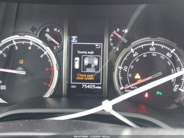 Toyota 4Runner Limited Image 2