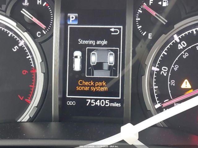 Toyota 4Runner Limited Image 10