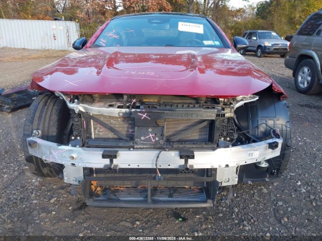 Mercedes-Benz C-Class Image 14