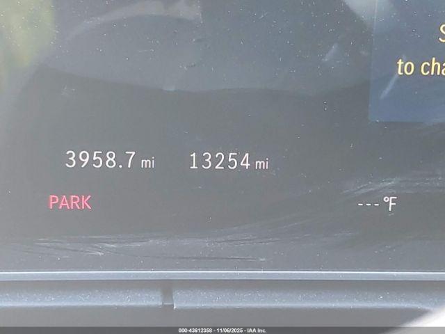 Mercedes-Benz C-Class Image 17