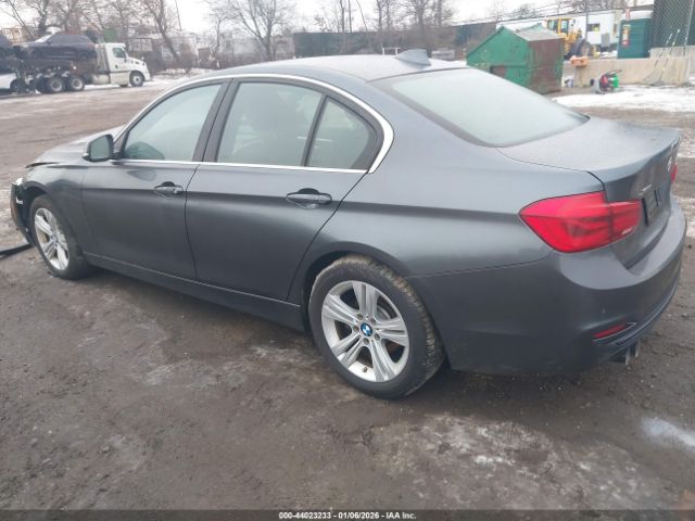 BMW 3 Series Xdrive Image 3