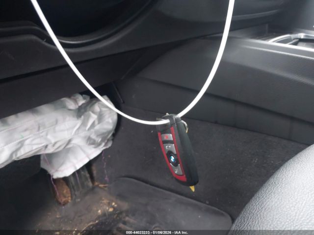 BMW 3 Series Xdrive Image 12