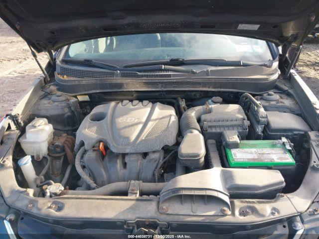 Hyundai SONATA Gls Image 12