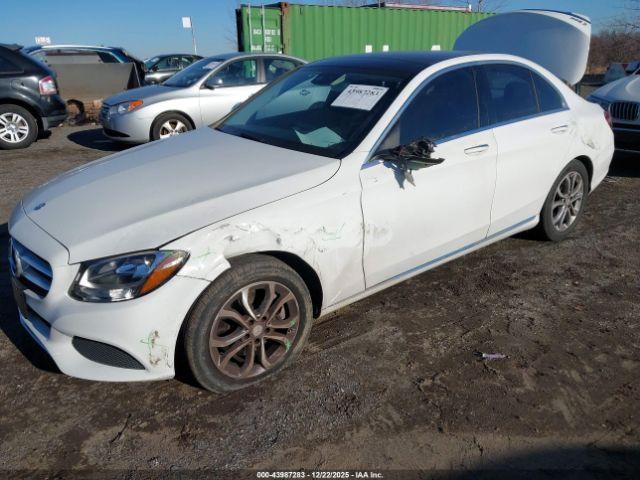 Mercedes-Benz C-Class 4matic Image 10