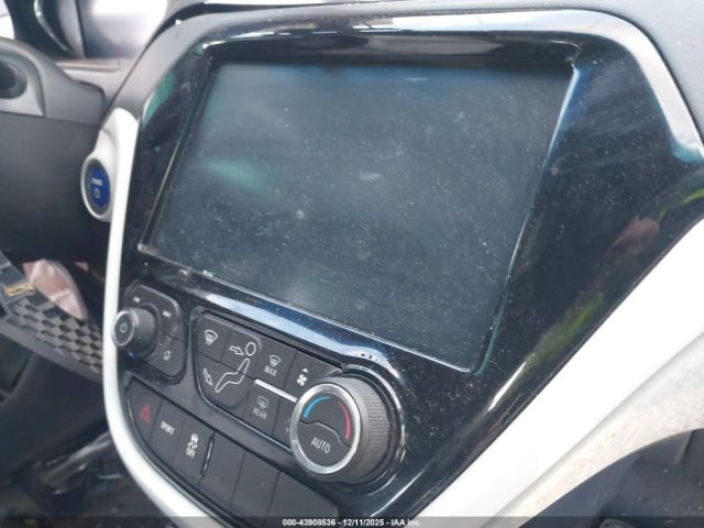 Chevrolet Bolt Fwd Lt Image 18