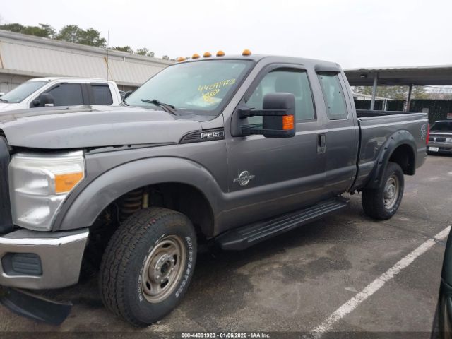 Ford F-350 Xl Image 13