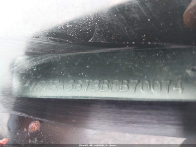 Ford F-350 Xl Image 14