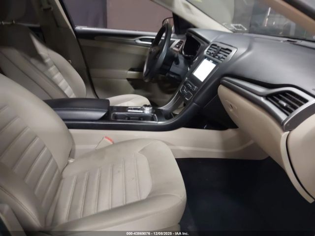 Ford Fusion Se Image 8