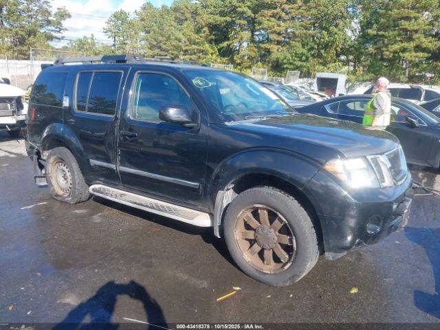  Salvage Nissan Pathfinder