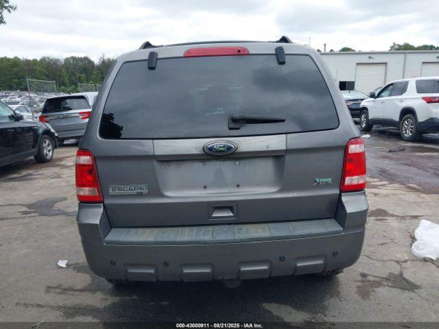 Ford Escape Xlt Image 13