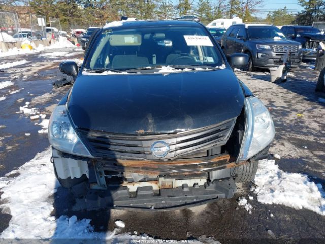 Nissan Versa 1.8 S Image 3