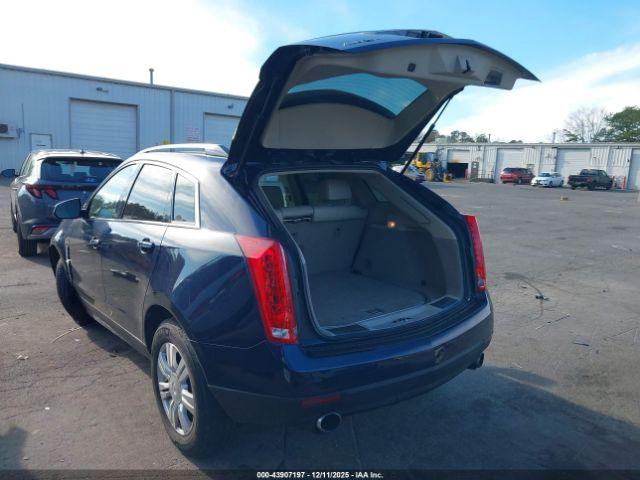 Cadillac SRX Luxury Collection Image 2