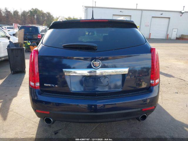 Cadillac SRX Luxury Collection Image 17