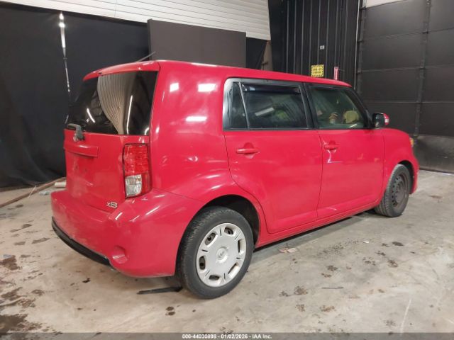 Scion xB Image 12