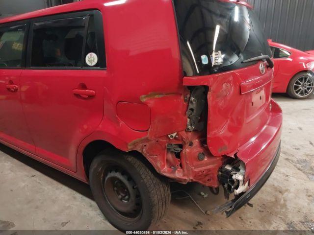 Scion xB Image 4