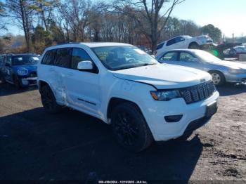  Salvage Jeep Grand Cherokee