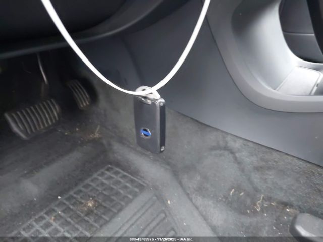 Volvo XC60 T6 Image 12