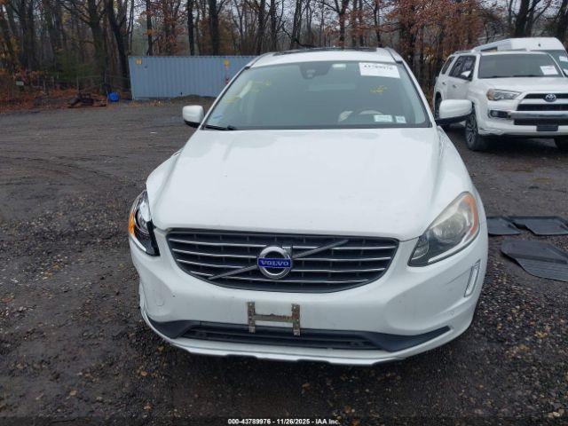 Volvo XC60 T6 Image 3