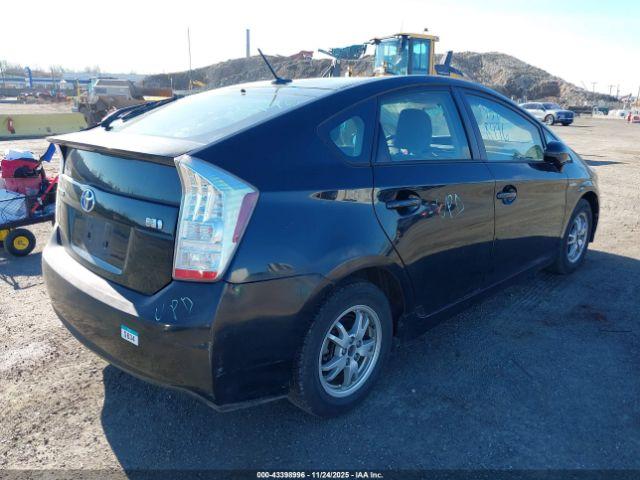 Toyota Prius Three Image 5