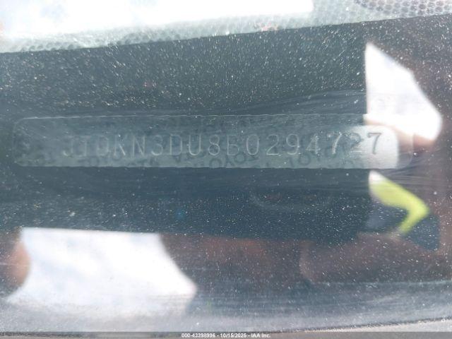 Toyota Prius Three Image 16