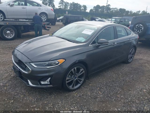 Ford Fusion Titanium Image 8