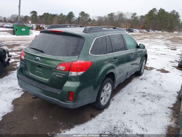 Subaru Outback 2.5i Limited Image 11