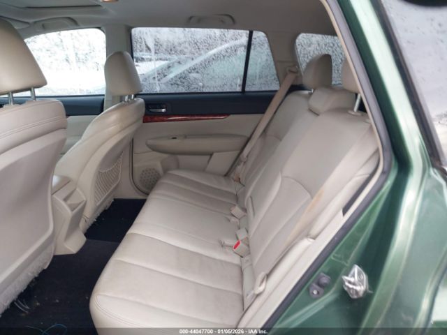 Subaru Outback 2.5i Limited Image 10